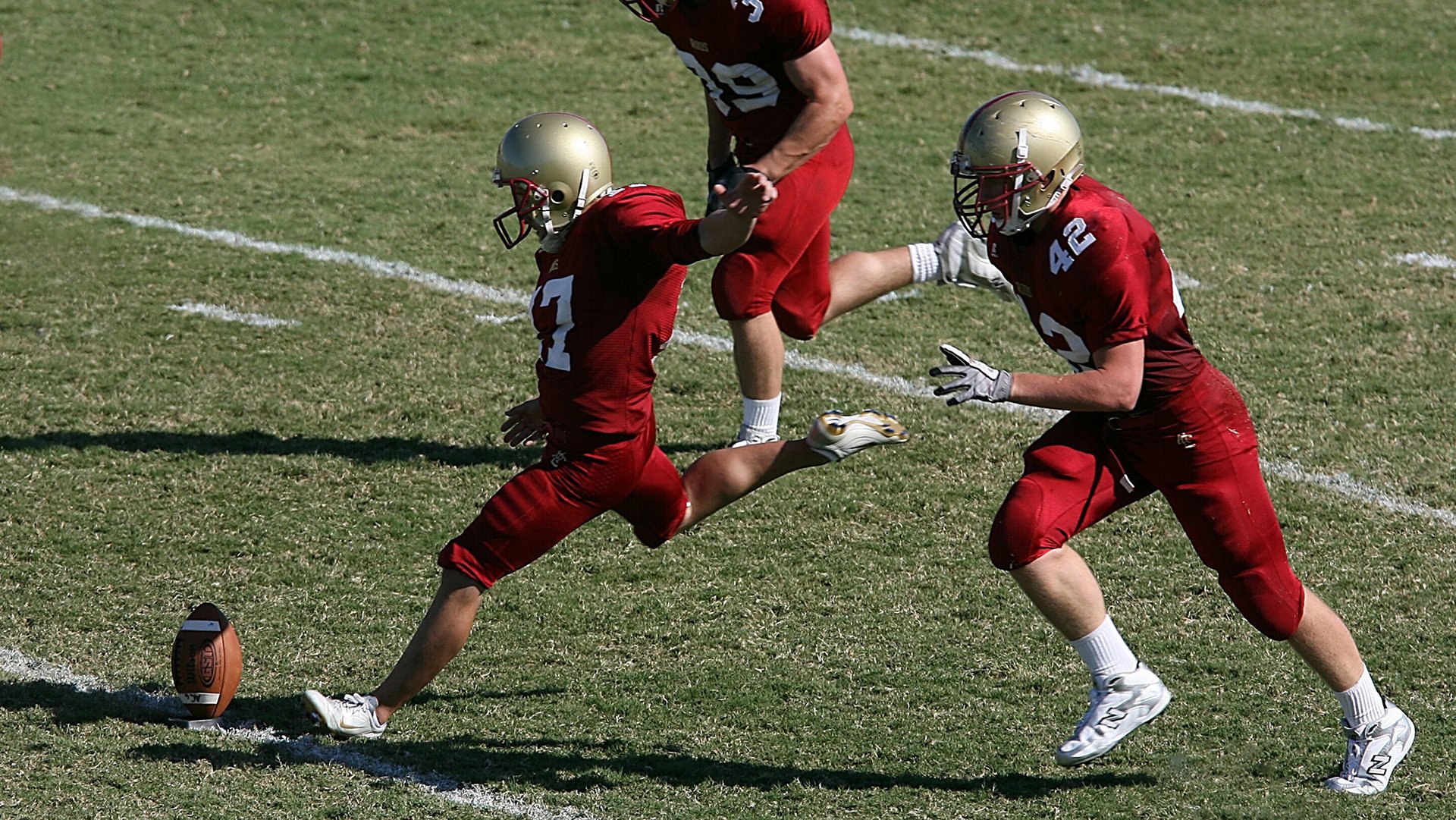 九游官网-英超豪门争锋：场场激烈，精彩不停！，英超豪门俱乐部